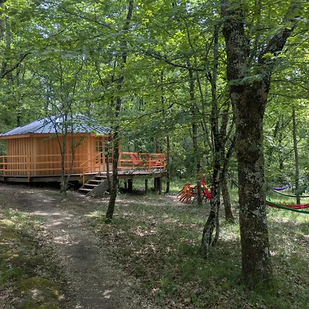 Cabane Yourte Campsite *